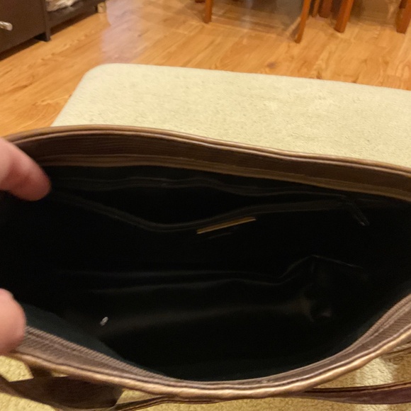 Stunning Sharif metallic leather bag - very gently used! - Picture 3 of 3